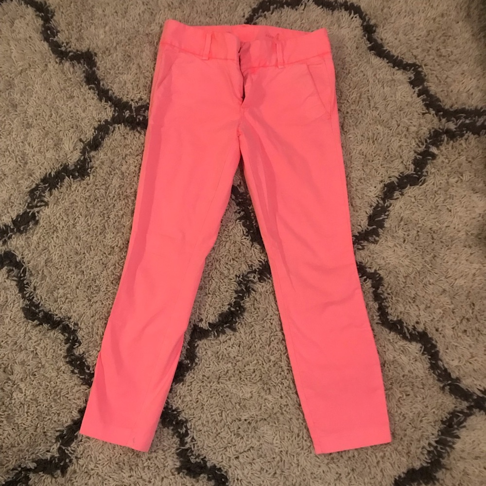 Neon pink cropped pants